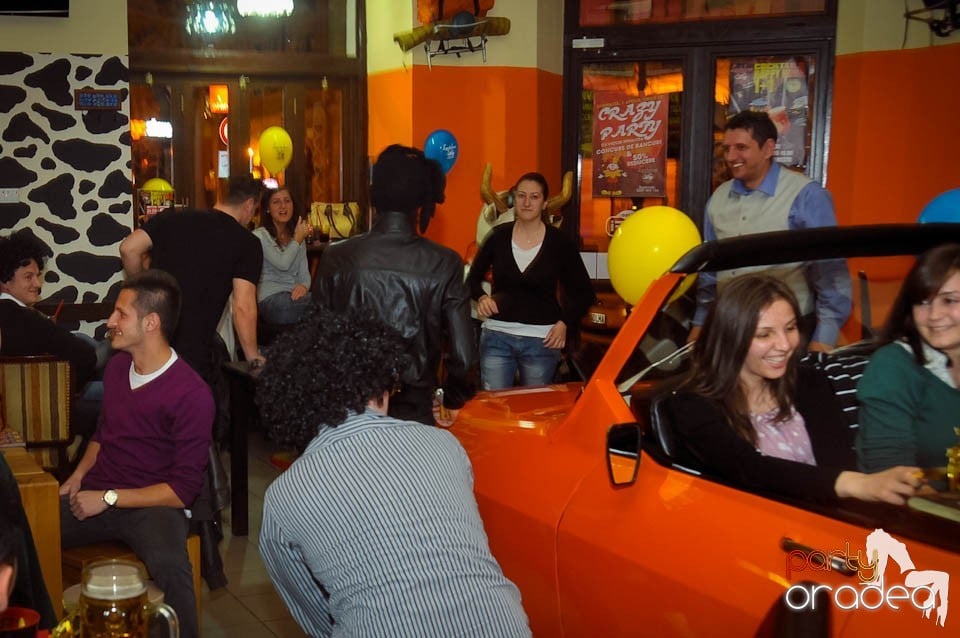 Crazy Party în Lactobar Retro Bistro,