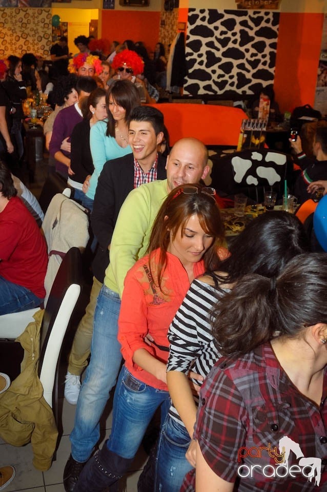 Crazy Party în Lactobar Retro Bistro,