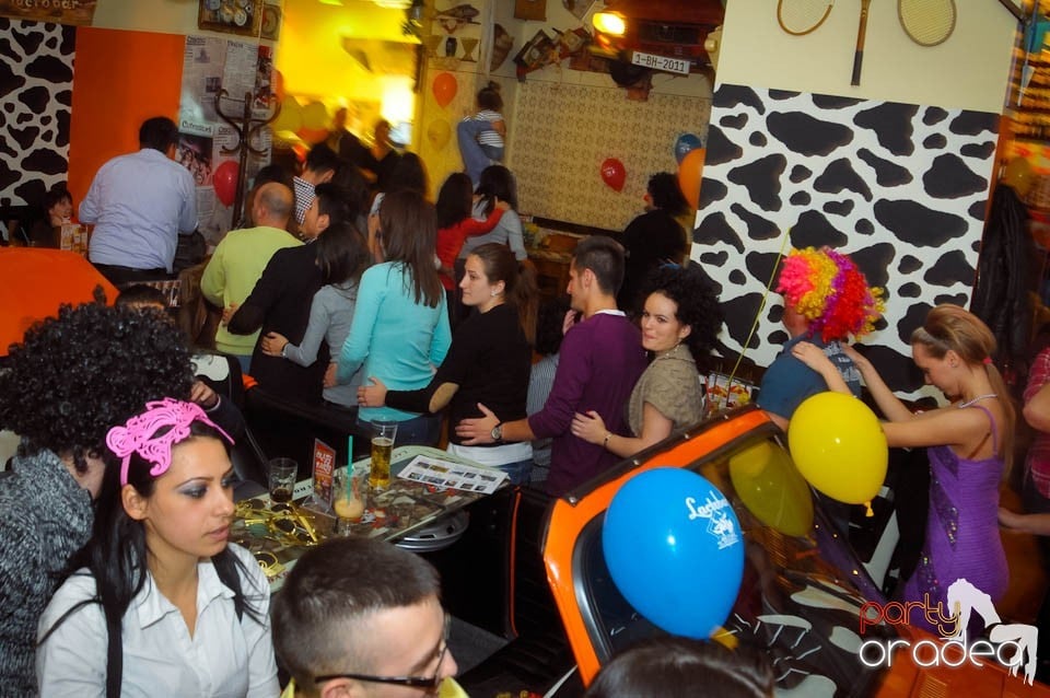 Crazy Party în Lactobar Retro Bistro,