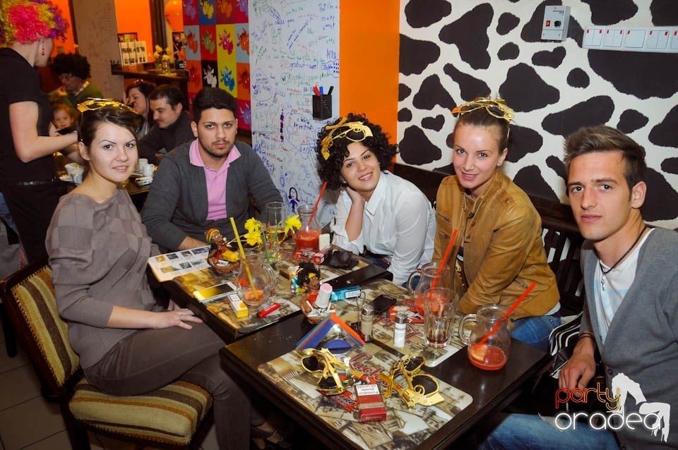 Crazy Party în Lactobar Retro Bistro,