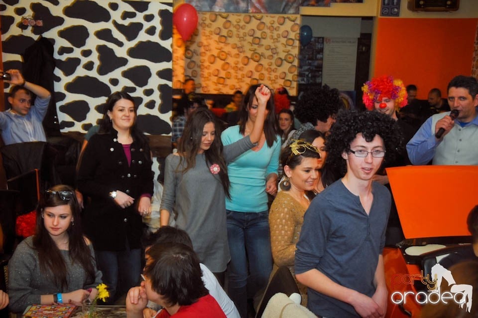 Crazy Party în Lactobar Retro Bistro,
