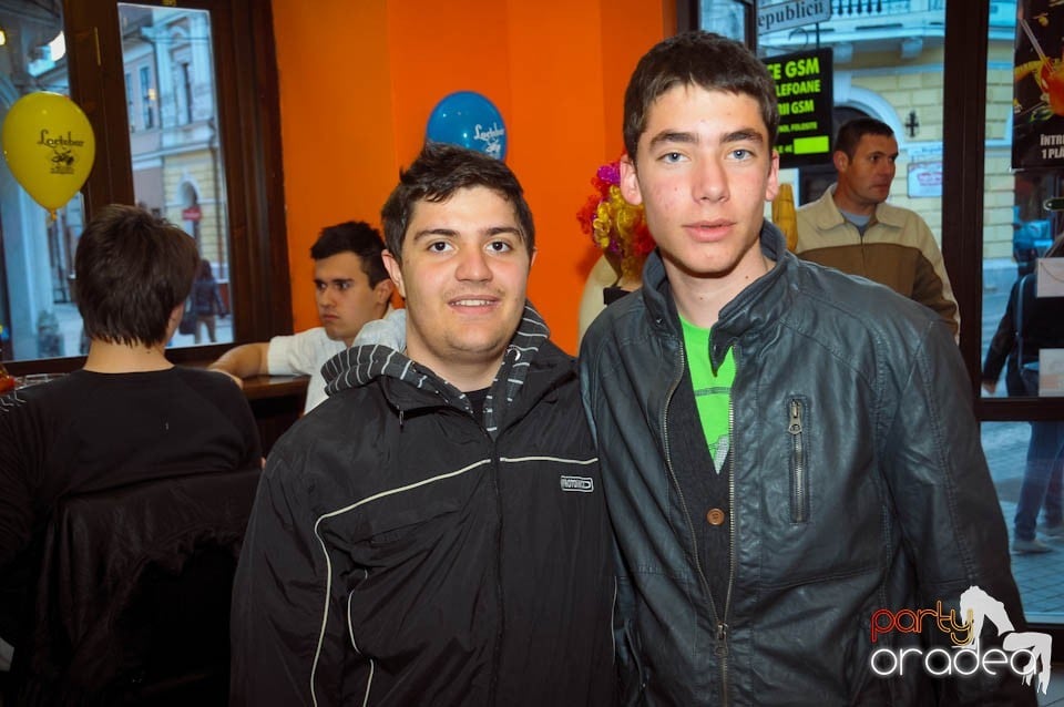 Crazy Party în Lactobar Retro Bistro,