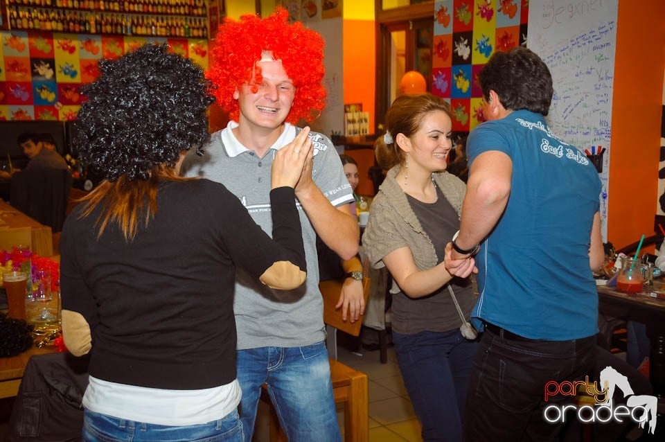 Crazy Party în Lactobar Retro Bistro,