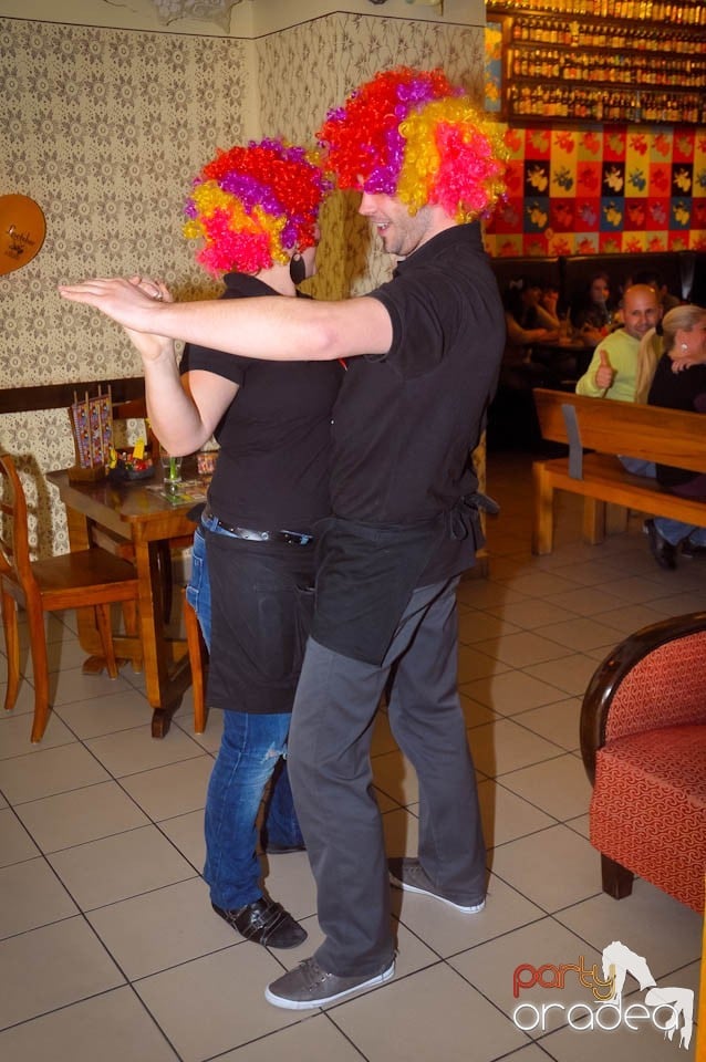 Crazy Party în Lactobar Retro Bistro,