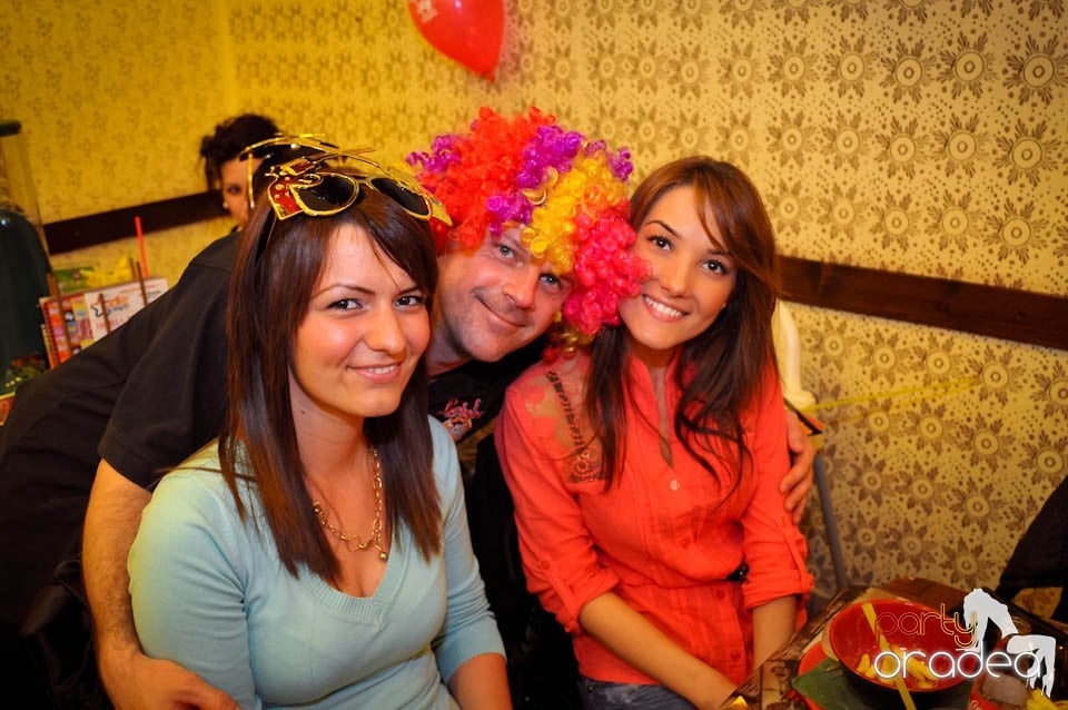 Crazy Party în Lactobar Retro Bistro,
