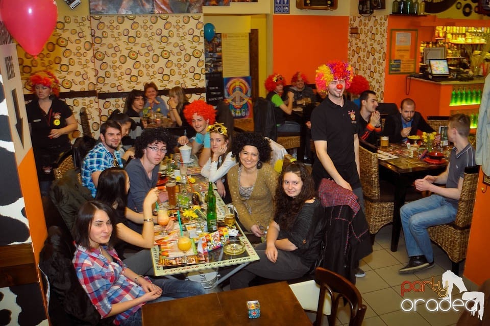 Crazy Party în Lactobar Retro Bistro,