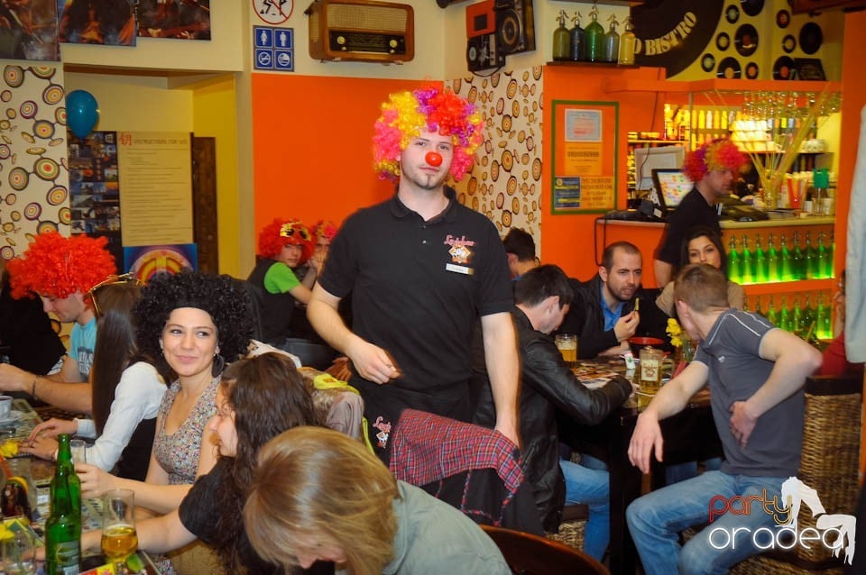 Crazy Party în Lactobar Retro Bistro,