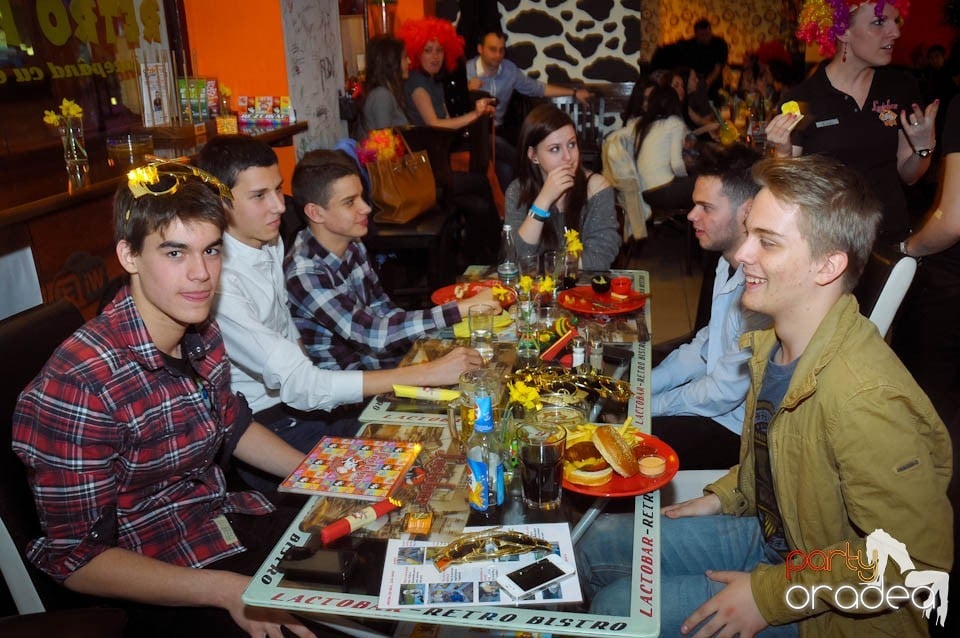 Crazy Party în Lactobar Retro Bistro,