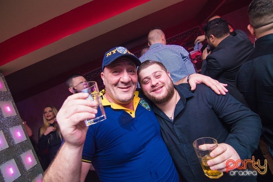 Cristi Nuca & Bogdan Farcas în Club Life,