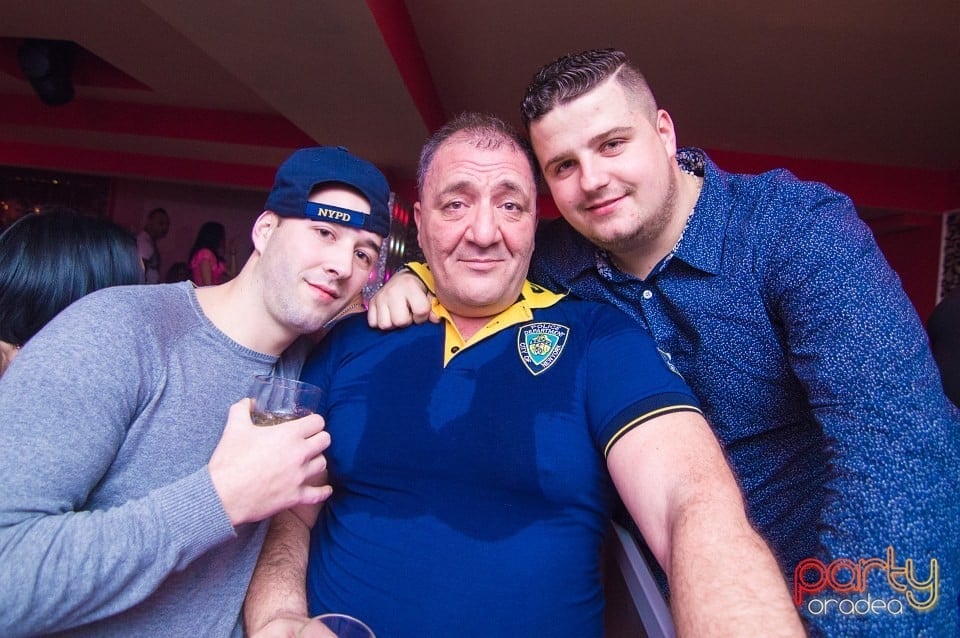 Cristi Nuca & Bogdan Farcas în Club Life,