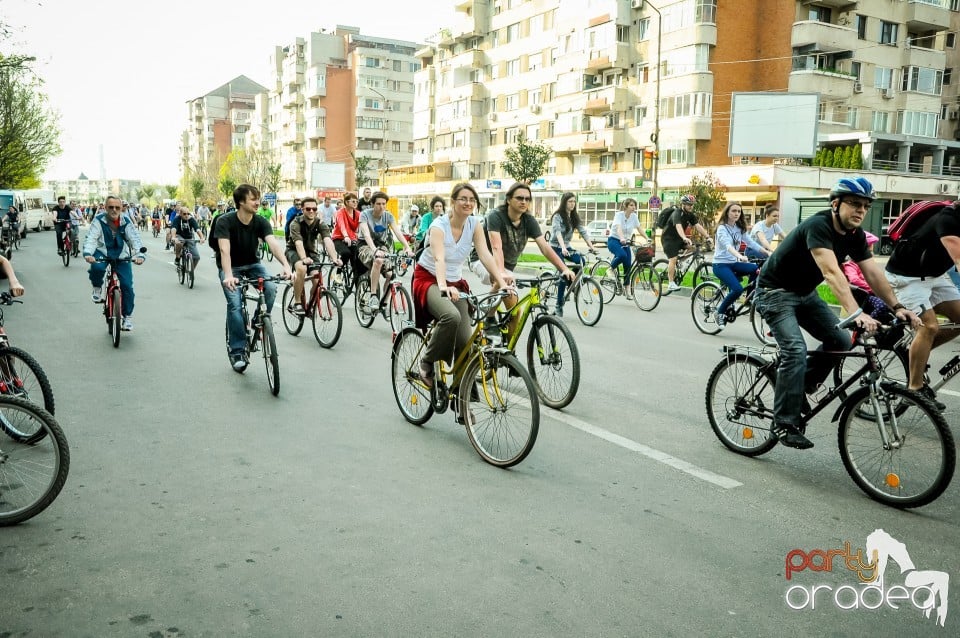 Critical Mass, 