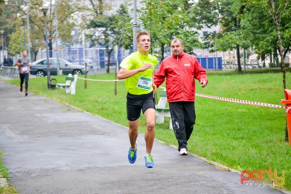 Crosul ” Aleargă cu campionii ”, Oradea