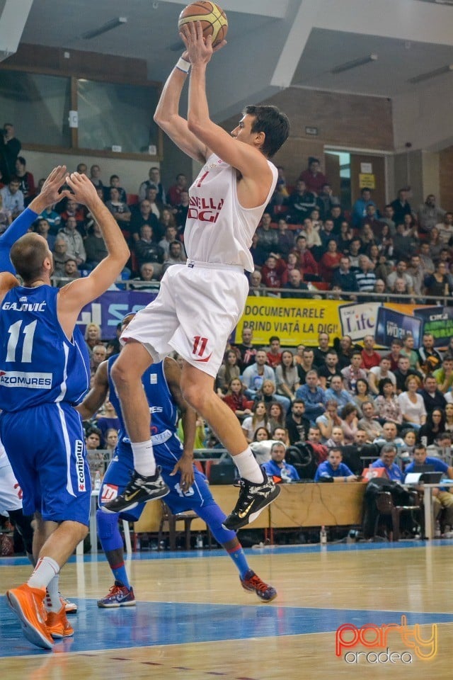 CSM CSU Oradea vs BC Mureş Târgu Mureş, Arena Antonio Alexe