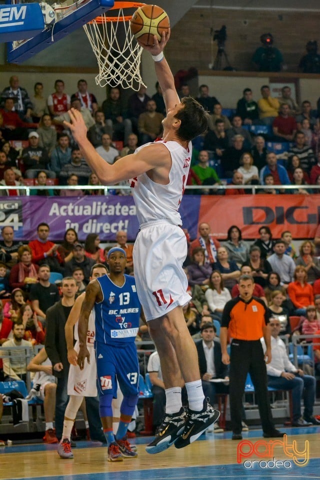 CSM CSU Oradea vs BC Mureş Târgu Mureş, Arena Antonio Alexe