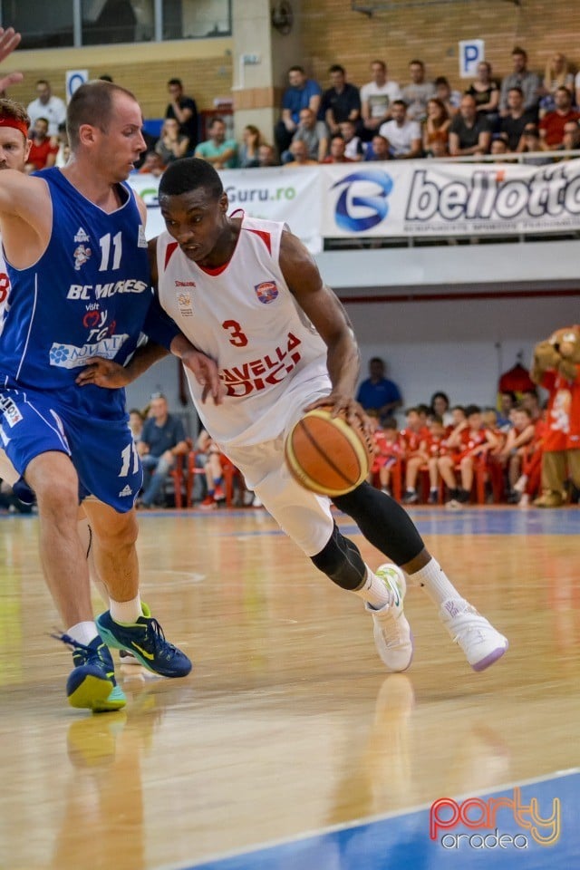 CSM CSU Oradea vs BC Mureş Târgu Mureş, Arena Antonio Alexe