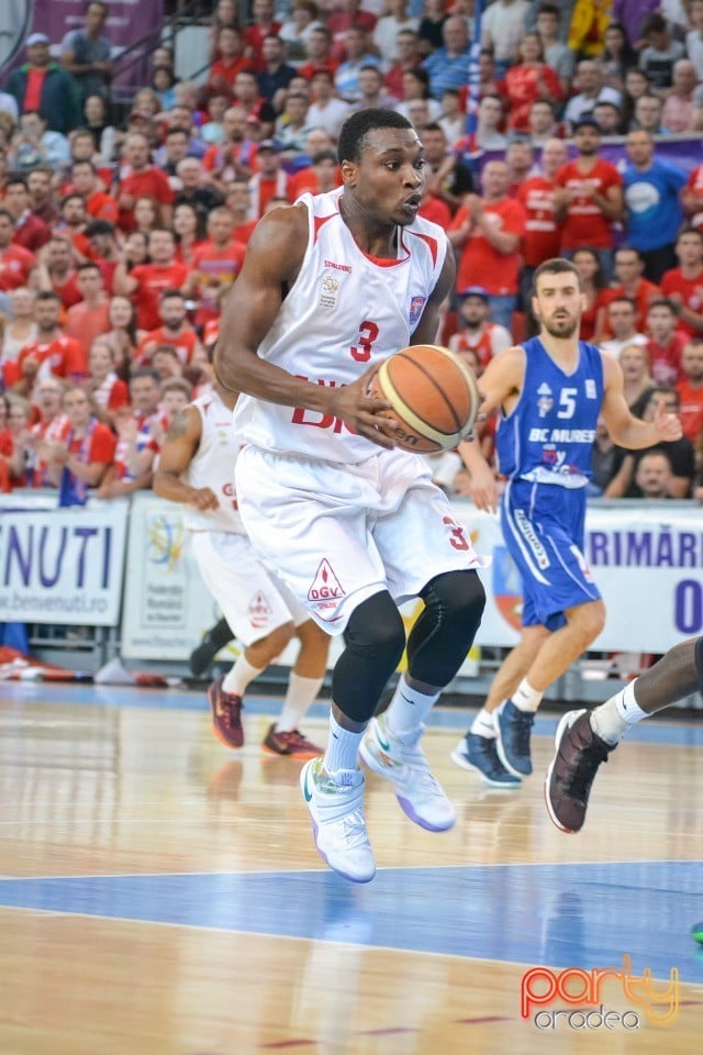 CSM CSU Oradea vs BC Mureş Târgu Mureş, Arena Antonio Alexe