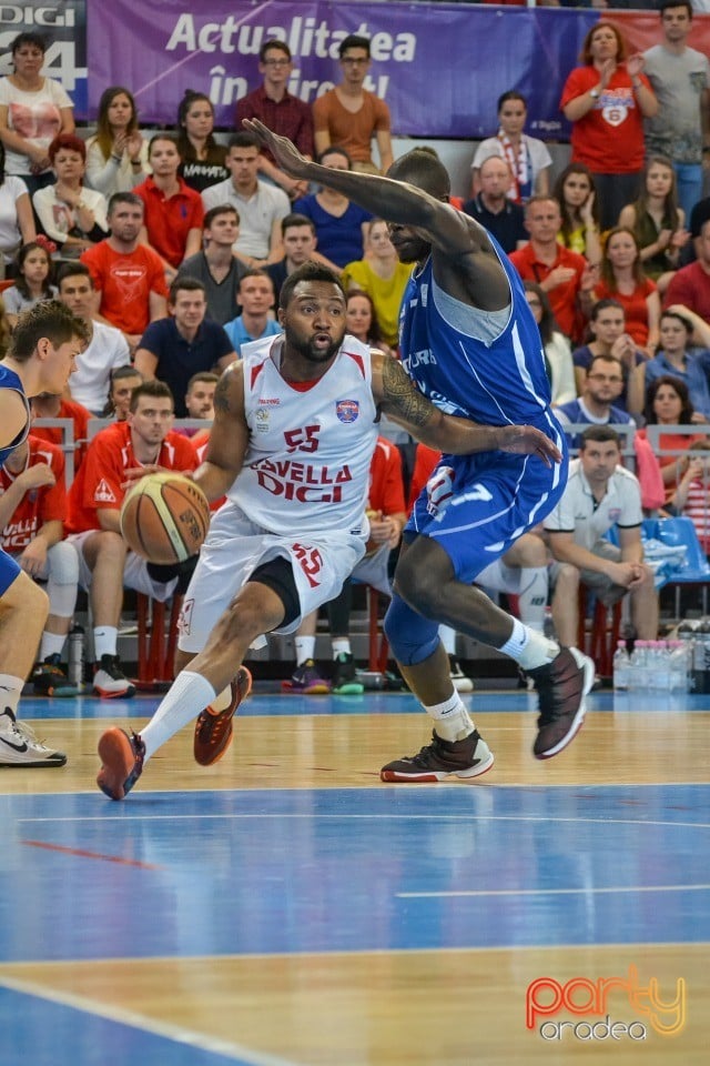 CSM CSU Oradea vs BC Mureş Târgu Mureş, Arena Antonio Alexe