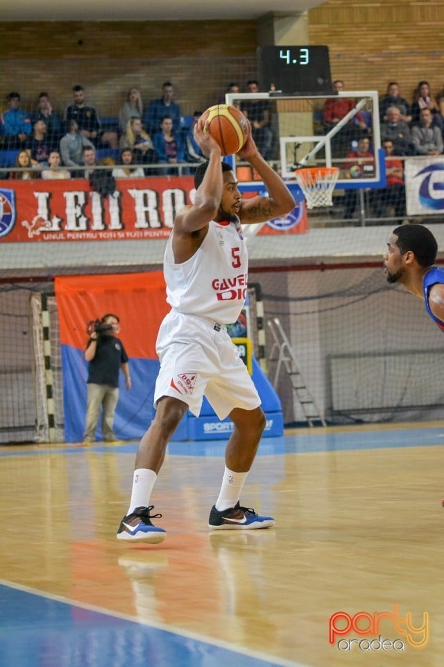 CSM CSU Oradea vs Steaua CSM EximBank Bucureşti, 