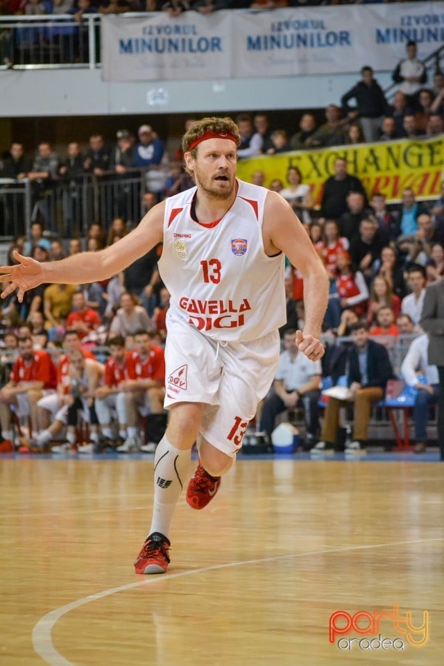 CSM CSU Oradea vs Steaua CSM EximBank Bucureşti,