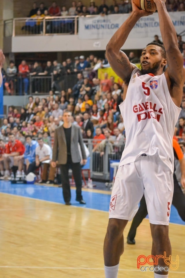 CSM CSU Oradea vs Steaua CSM EximBank Bucureşti,