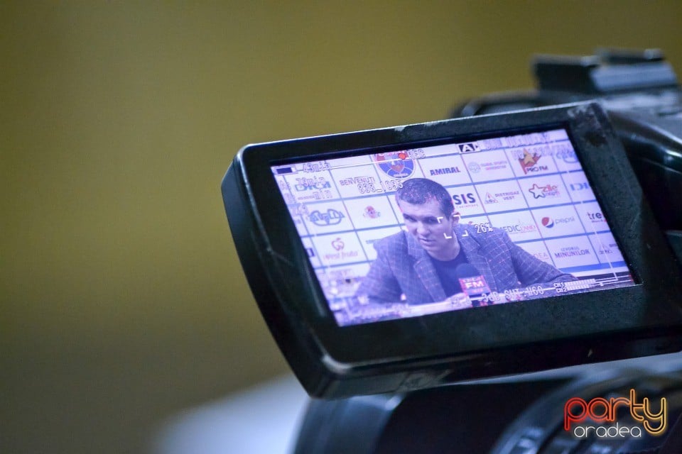 CSM CSU Oradea vs Steaua CSM EximBank Bucureşti,