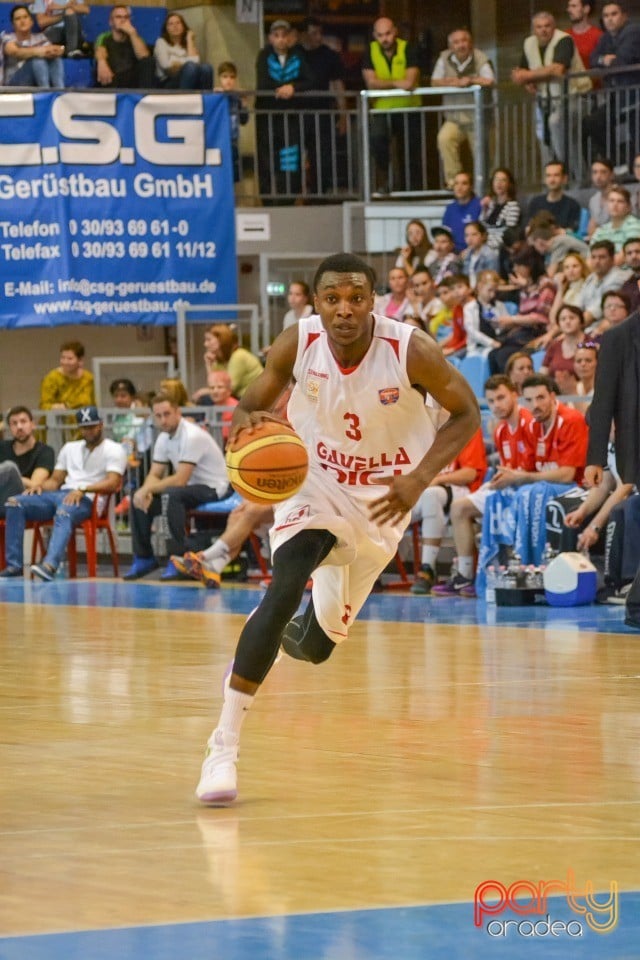 CSM CSU Oradea vs U BT CLuj Napoca, Arena Antonio Alexe