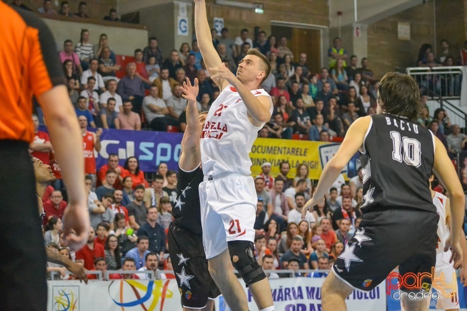 CSM CSU Oradea vs U BT CLuj Napoca, Arena Antonio Alexe