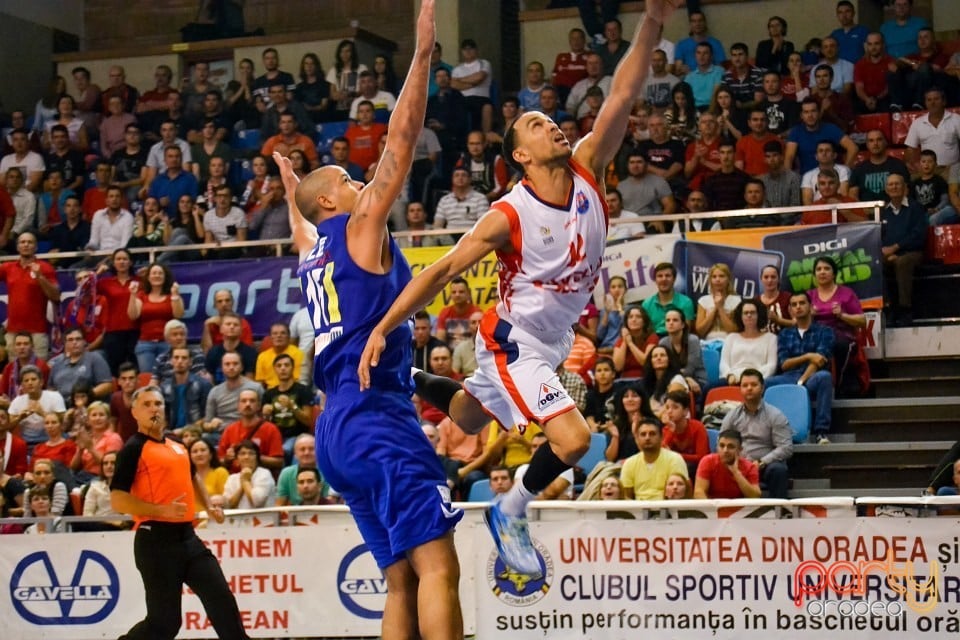 CSM U Oradea – CSU Asesoft Ploieşti, Arena Antonio Alexe