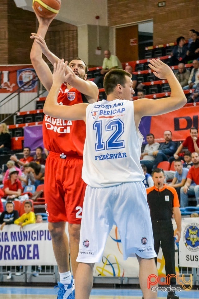 CSM-U Oradea vs Albacomp Székesfehérvár, Arena Antonio Alexe