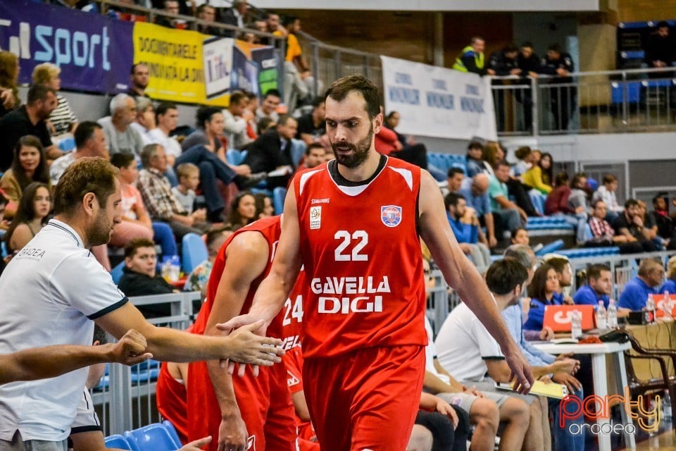 CSM-U Oradea vs Albacomp Székesfehérvár, Arena Antonio Alexe