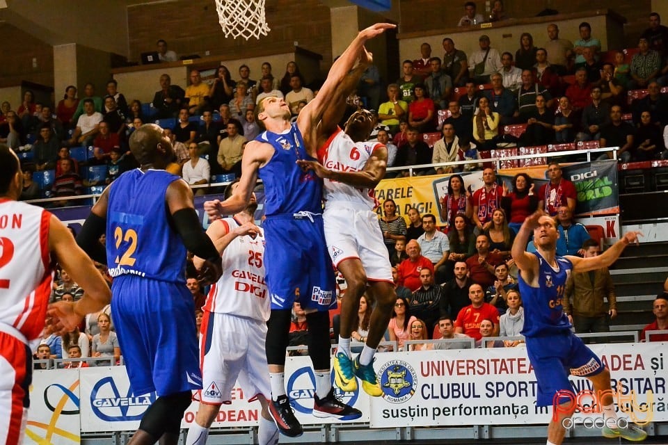 CSM-U Oradea vs CSU Atlassib Sibiu, Arena Antonio Alexe