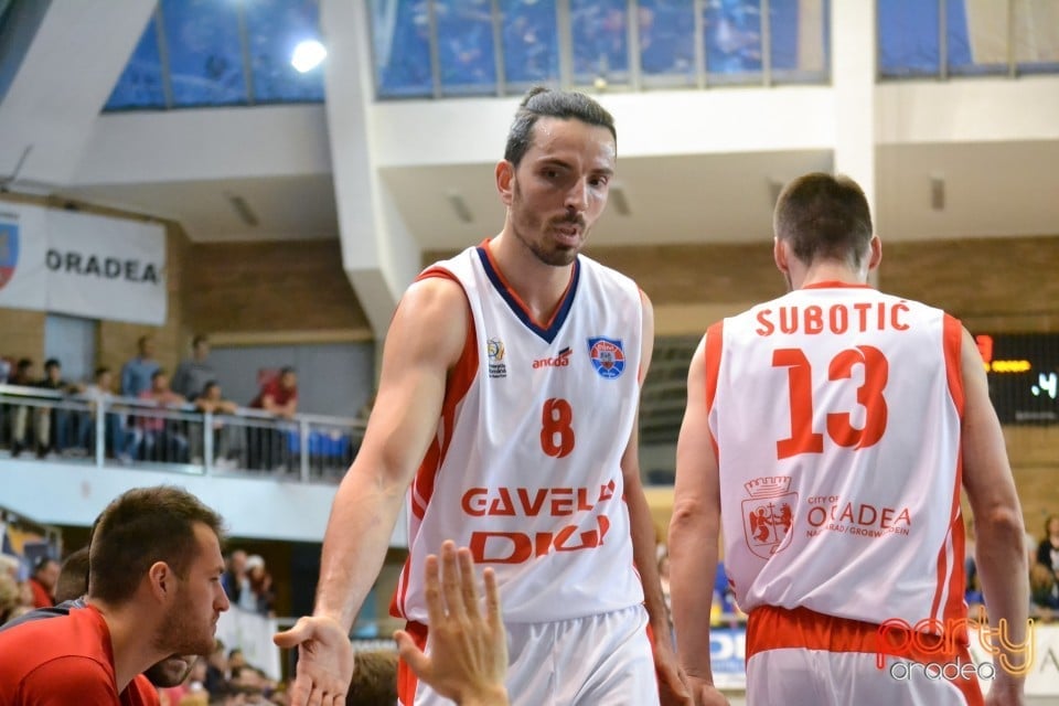 CSM-U Oradea vs Steaua CSM EximBank Bucureşti, Arena Antonio Alexe