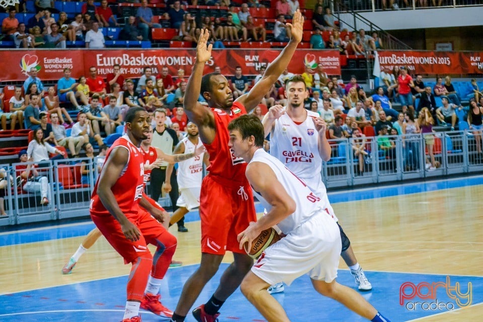 CSM-U Oradea vs Szolnok Olaj KK, Arena Antonio Alexe