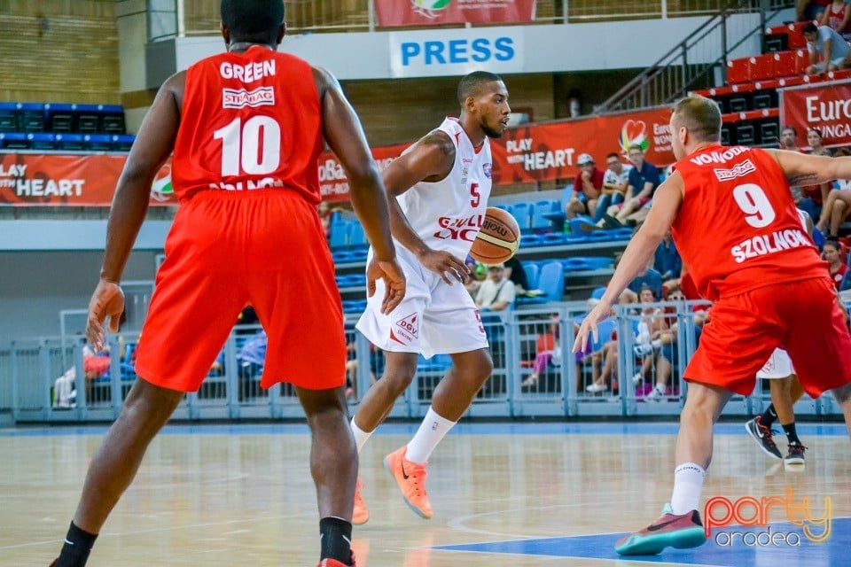 CSM-U Oradea vs Szolnok Olaj KK, Arena Antonio Alexe