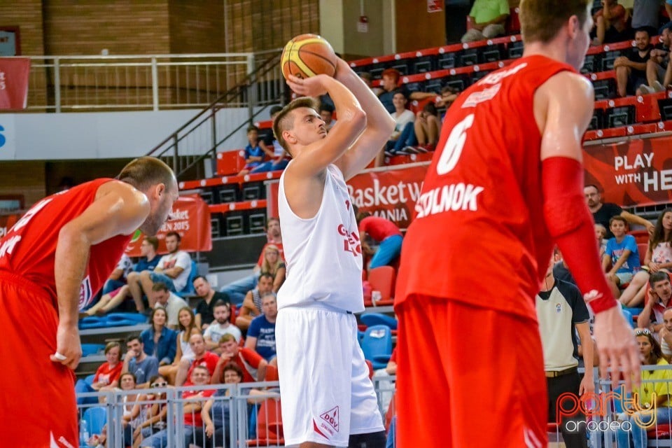 CSM-U Oradea vs Szolnok Olaj KK, Arena Antonio Alexe