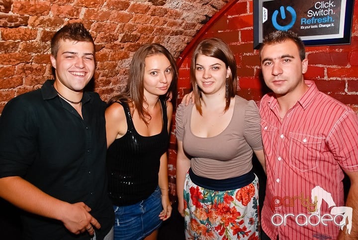 Cum se petrece joi în Escape?,