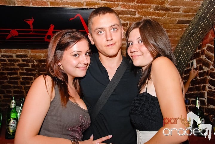 Cum se petrece joi în Escape?,
