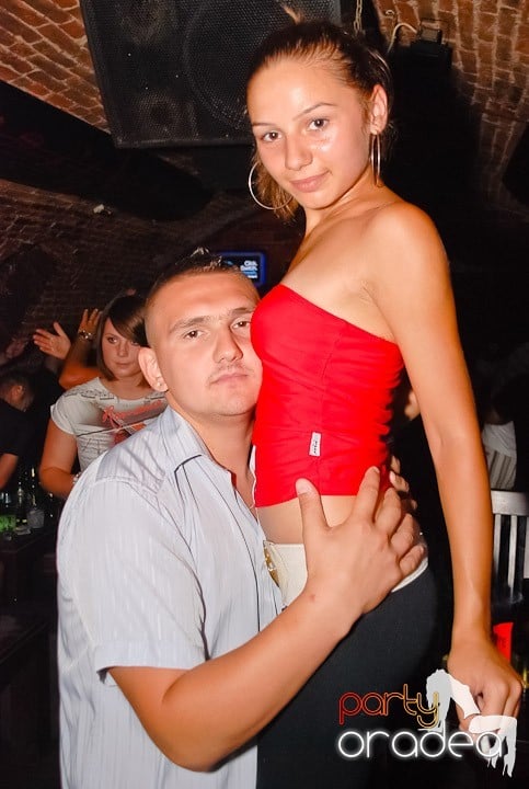 Cum se petrece joi în Escape?,