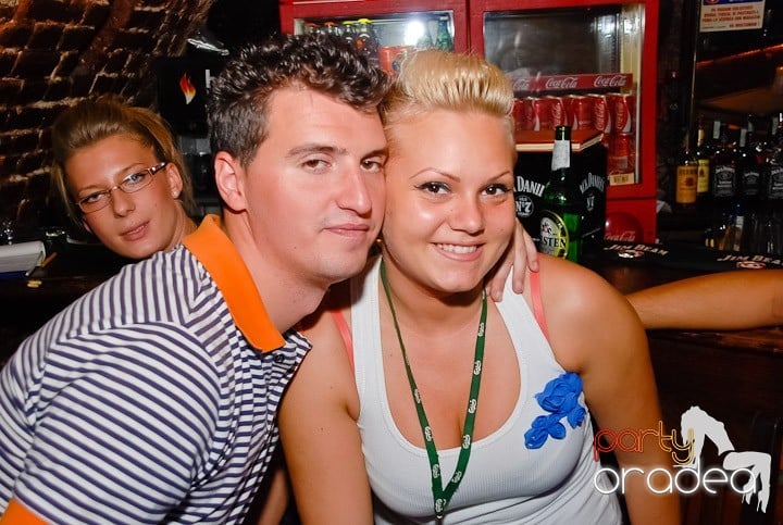 Cum se petrece joi în Escape?,