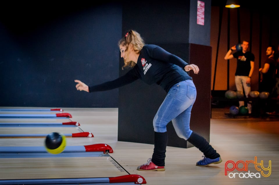 Cupa Presei la Bowling, Lotus Center