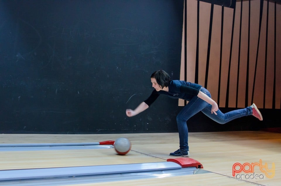Cupa Presei la Bowling, Billy Art Club