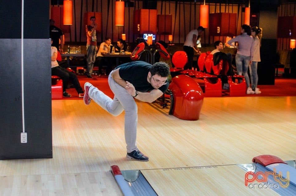 Cupa Presei la Bowling, Billy Art Club