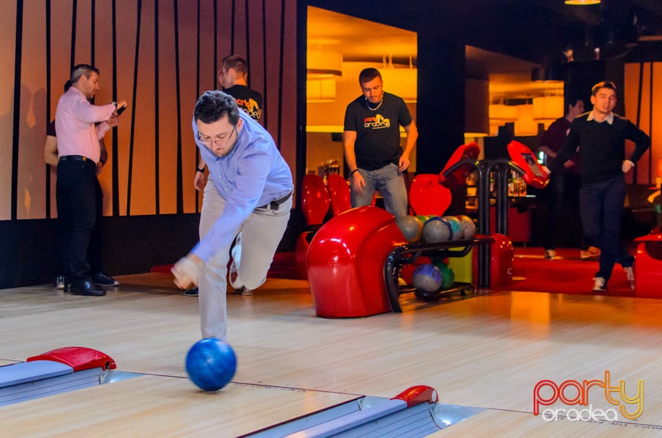 Cupa Presei la Bowling, Lotus Center