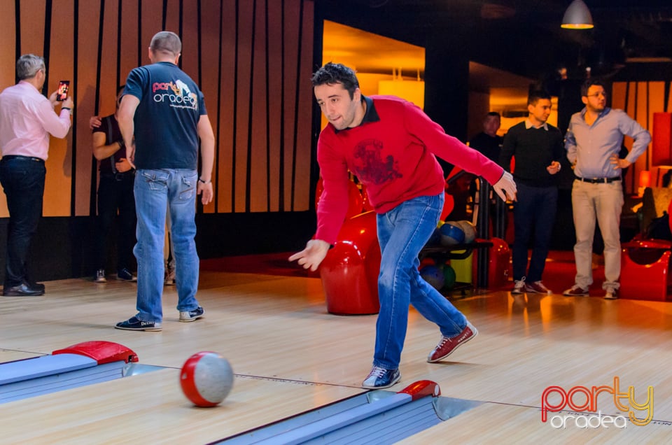 Cupa Presei la Bowling, Lotus Center