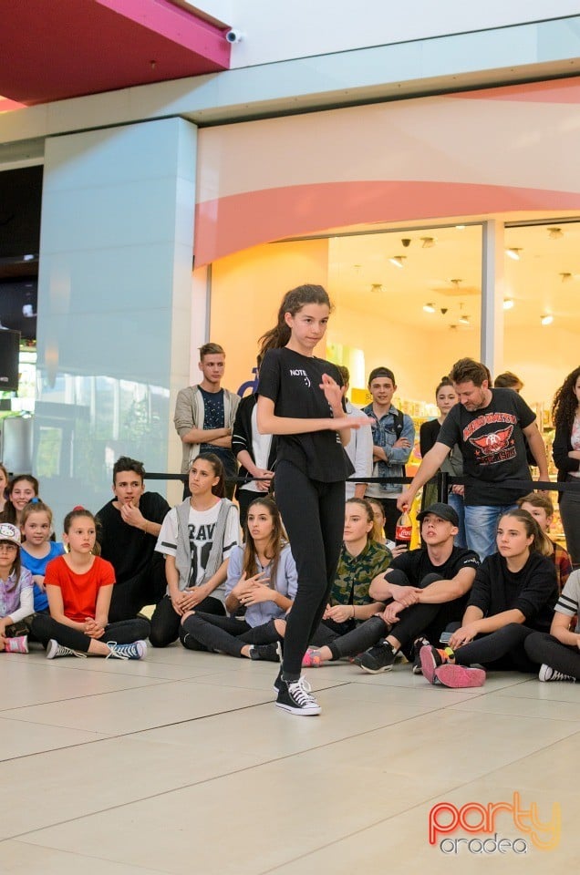 Cupa Şcolilor la Street Dance, Lotus Center