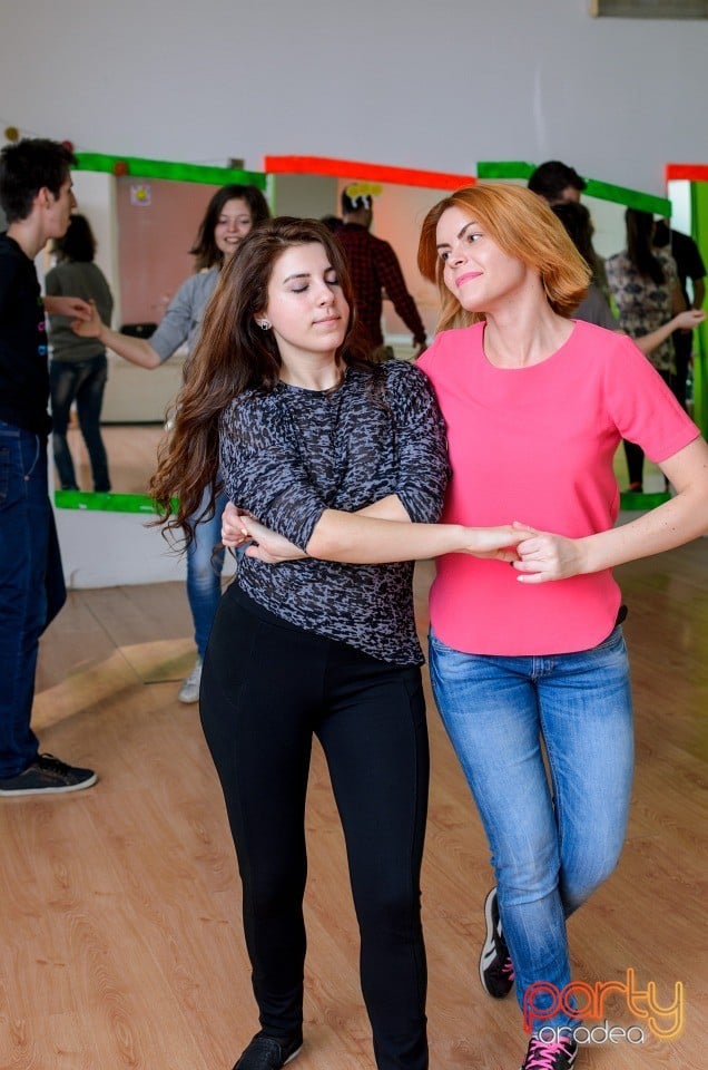 Curs de Dans, Side by Side Dance Academy