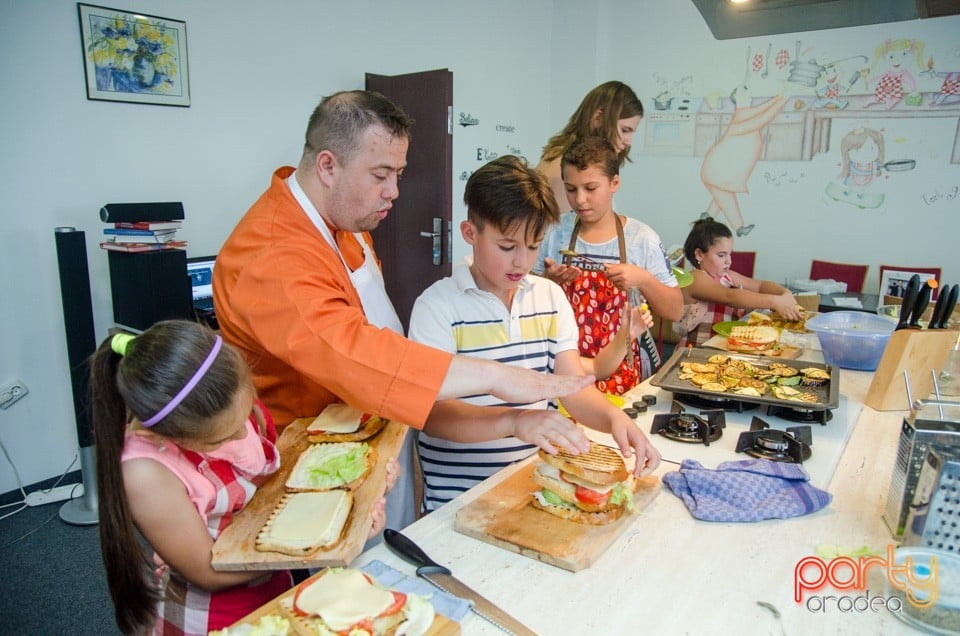 Curs de gătit pentru copii, Centrul de Artă Culinară Oradea