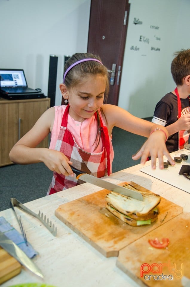 Curs de gătit pentru copii, Centrul de Artă Culinară Oradea