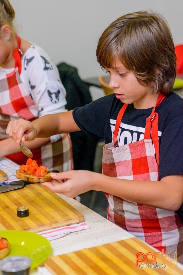 Curs de gătit pentru copii, Centrul de Artă Culinară Oradea