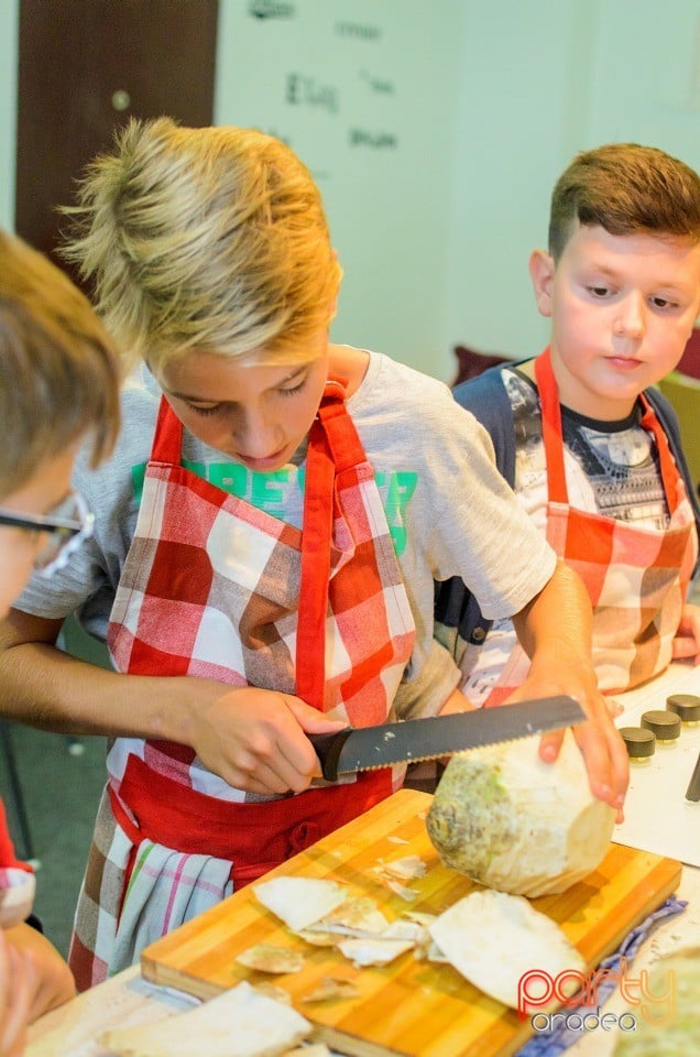 Curs de gătit pentru copii, Centrul de Artă Culinară Oradea